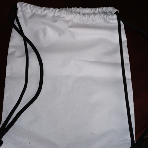 Adidas draw string back pack - Picture 3 of 4